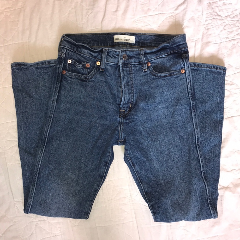 ✨ Gap 1969 High Rise Slim Straight Jeans ✨